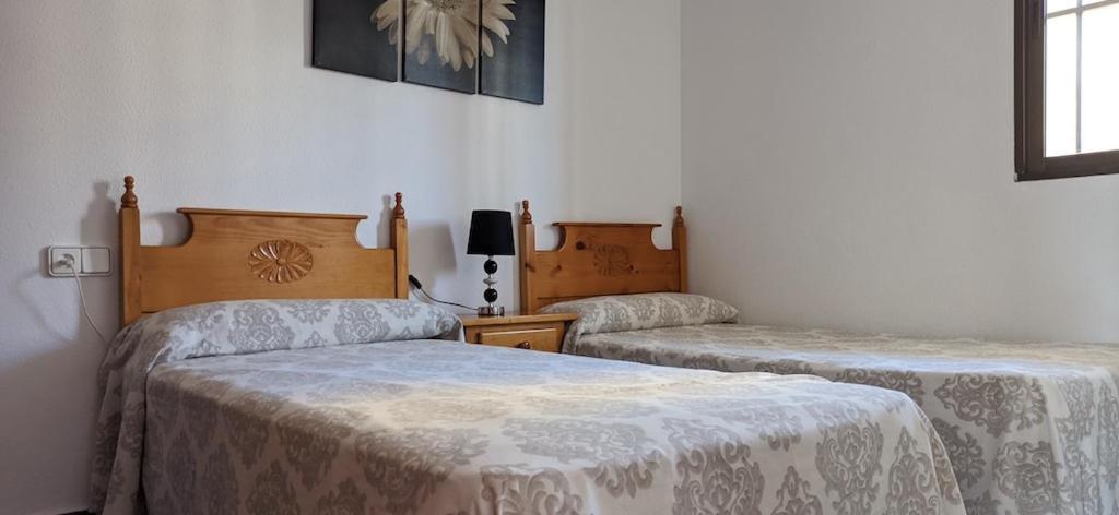 Apartamentos Atalaya كالا دي فينيسترات المظهر الخارجي الصورة
