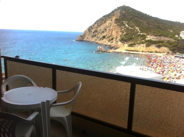 Apartamentos Atalaya كالا دي فينيسترات المظهر الخارجي الصورة